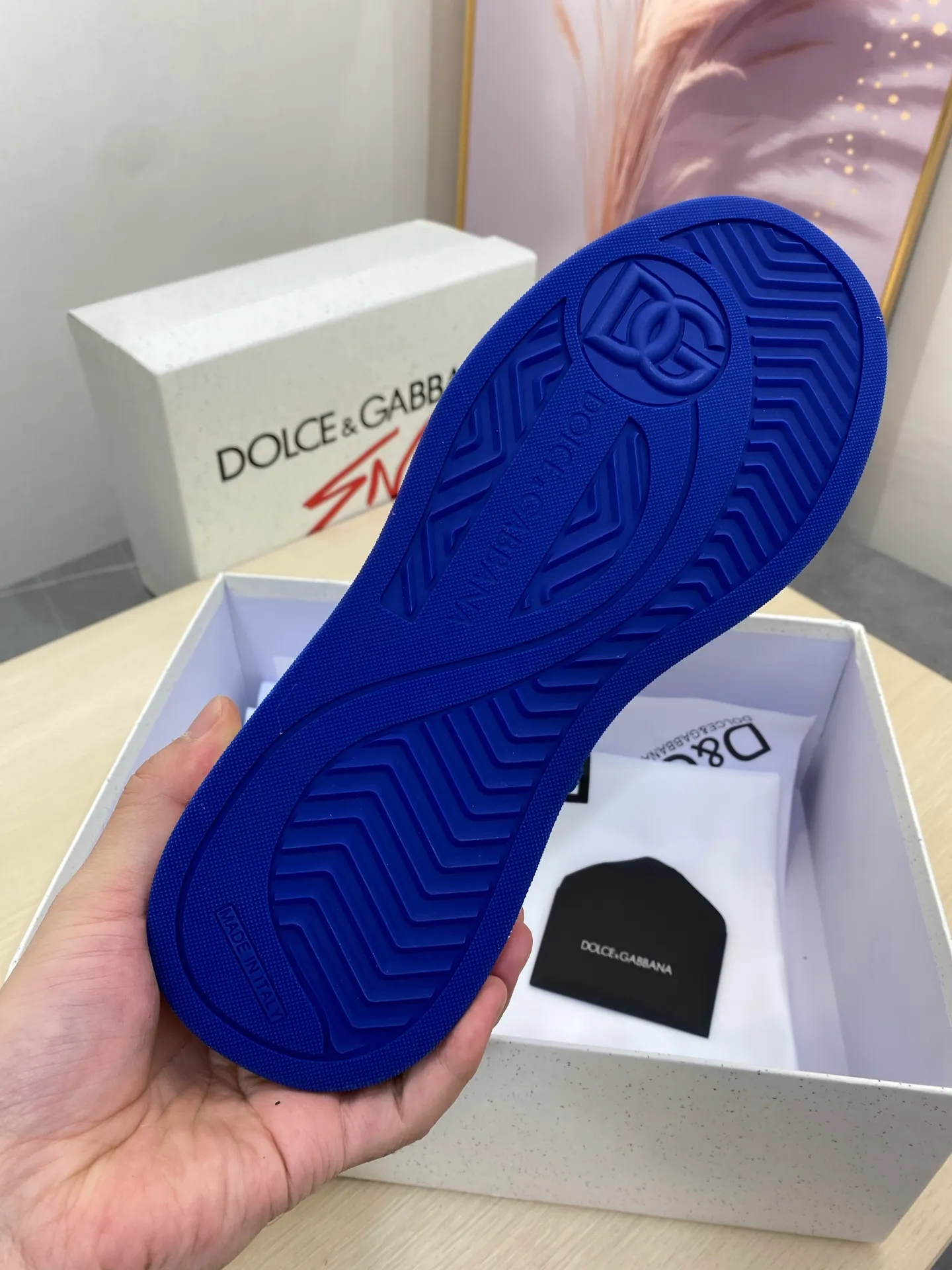 P740••New arrivals••Dolce&Gabbana••DG✔️High-end men's sports•casual shoes. Original goods from top counters. Original imported cowhide, multi-material splicing design ➕Imported cowhide lining, cowhide feet ➕Original TPR elastic outsole.  Size: 39-44 (38, 45 customized)